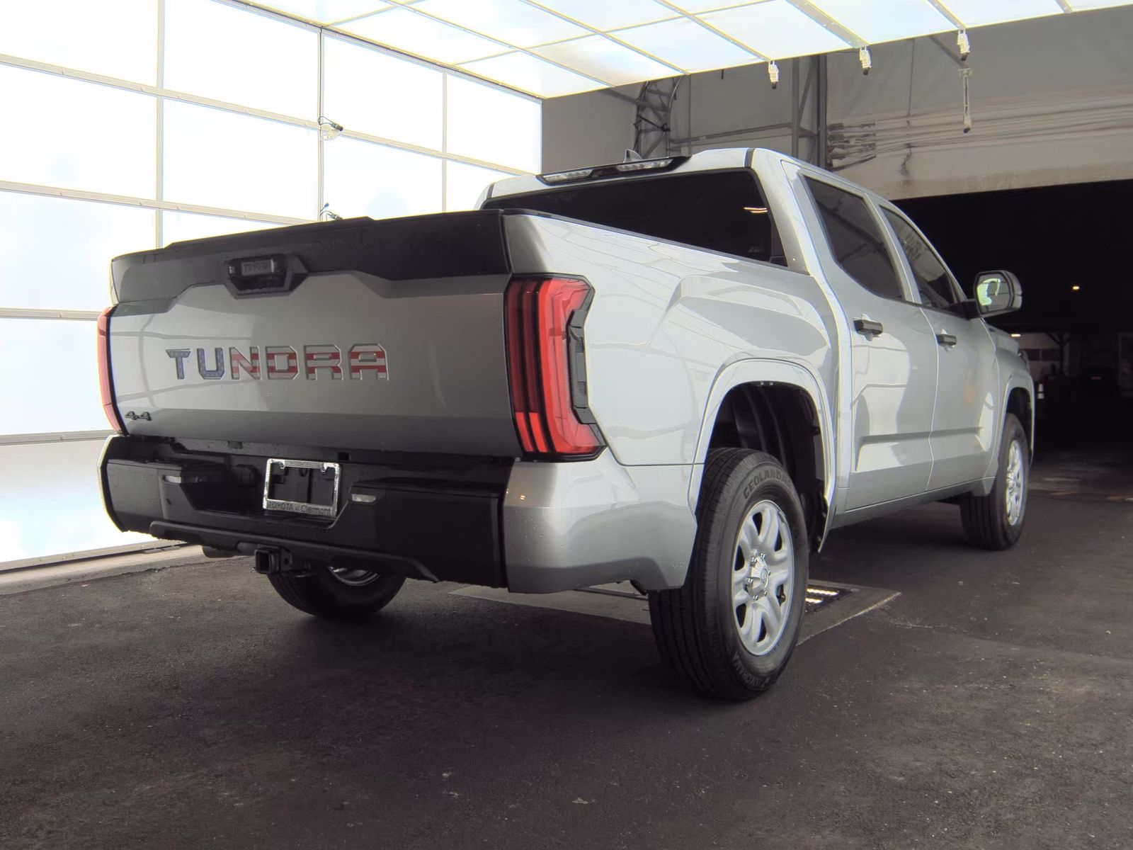 2025 Toyota Tundra SR AWD