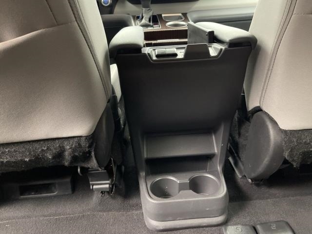 2024 Toyota Sienna LE FWD