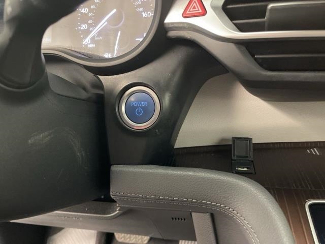 2024 Toyota Sienna LE FWD