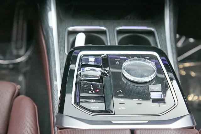 2023 BMW 7 Series 760i xDrive AWD