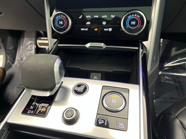 2023 Land Rover Range Rover SE AWD