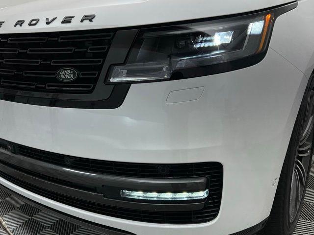 2023 Land Rover Range Rover SE AWD