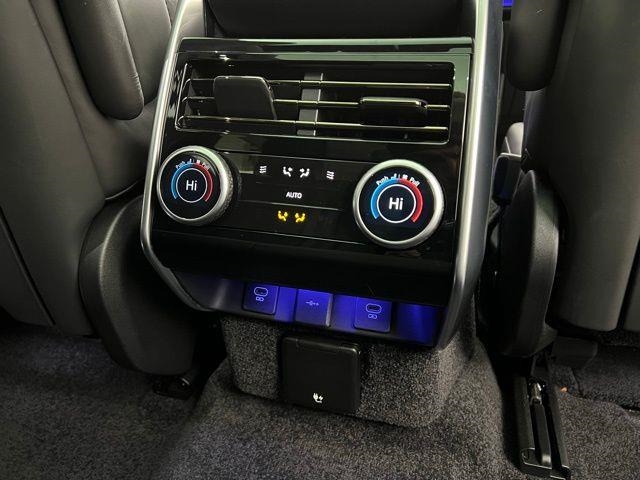 2023 Land Rover Range Rover SE AWD