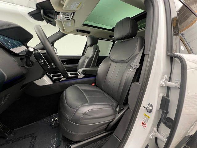 2023 Land Rover Range Rover SE AWD