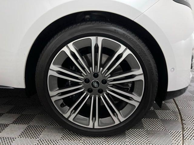 2023 Land Rover Range Rover SE AWD