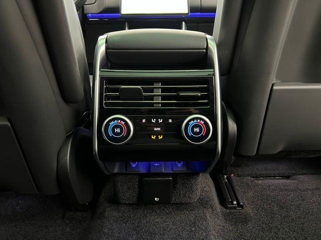 2023 Land Rover Range Rover SE AWD