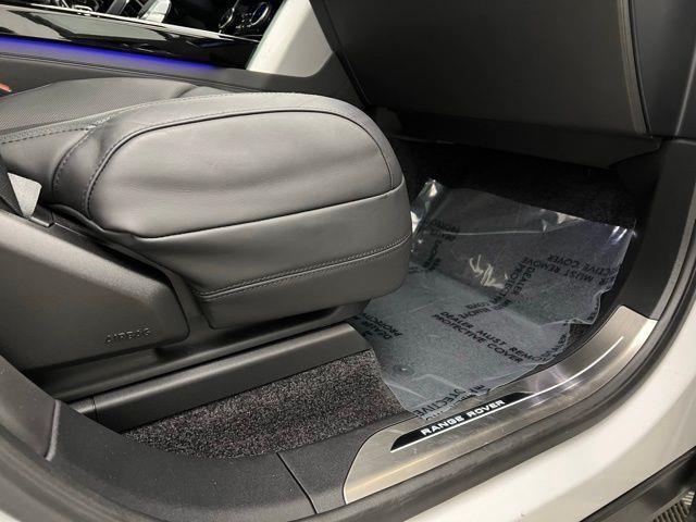 2023 Land Rover Range Rover SE AWD