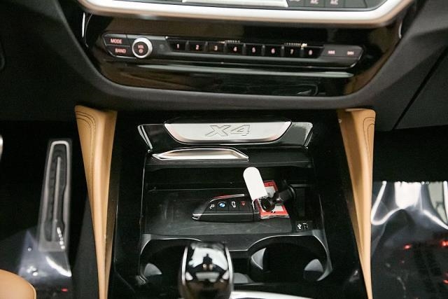 2023 BMW X4 xDrive30i AWD