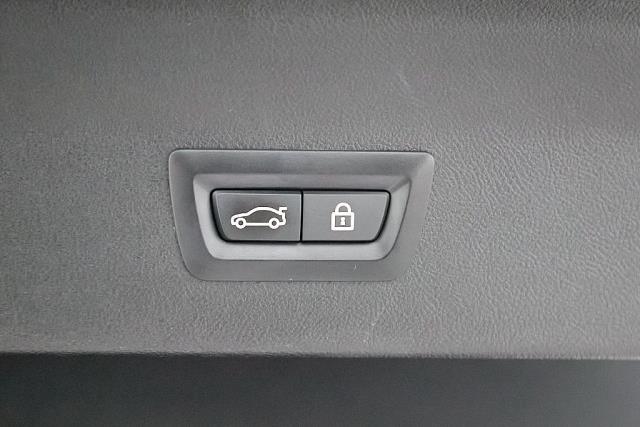 2023 BMW X4 xDrive30i AWD