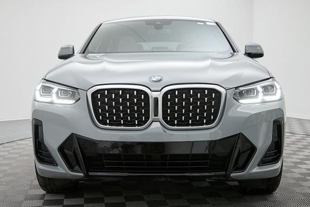 2023 BMW X4 xDrive30i AWD