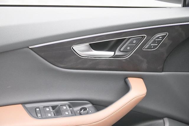 2023 Audi Q8 Premium Plus AWD