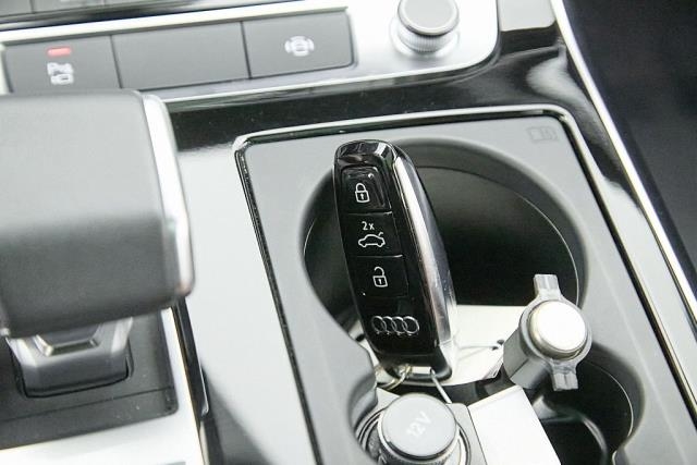 2023 Audi Q8 Premium Plus AWD