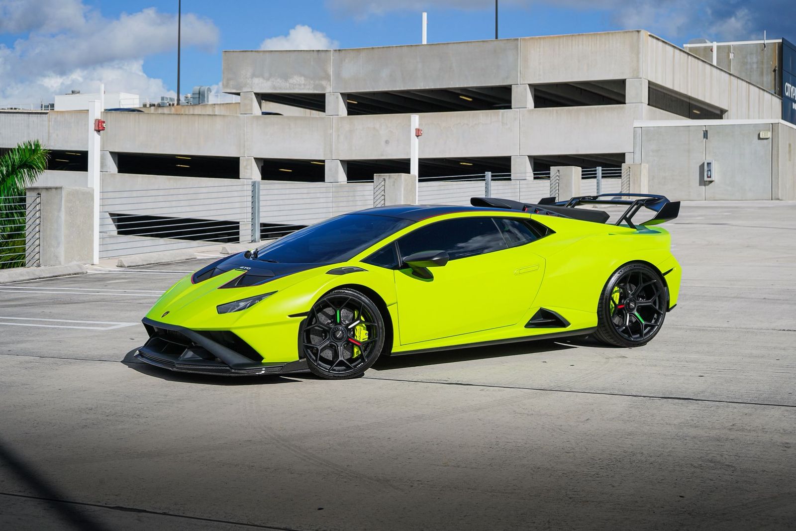2022 Lamborghini Huracan STO RWD