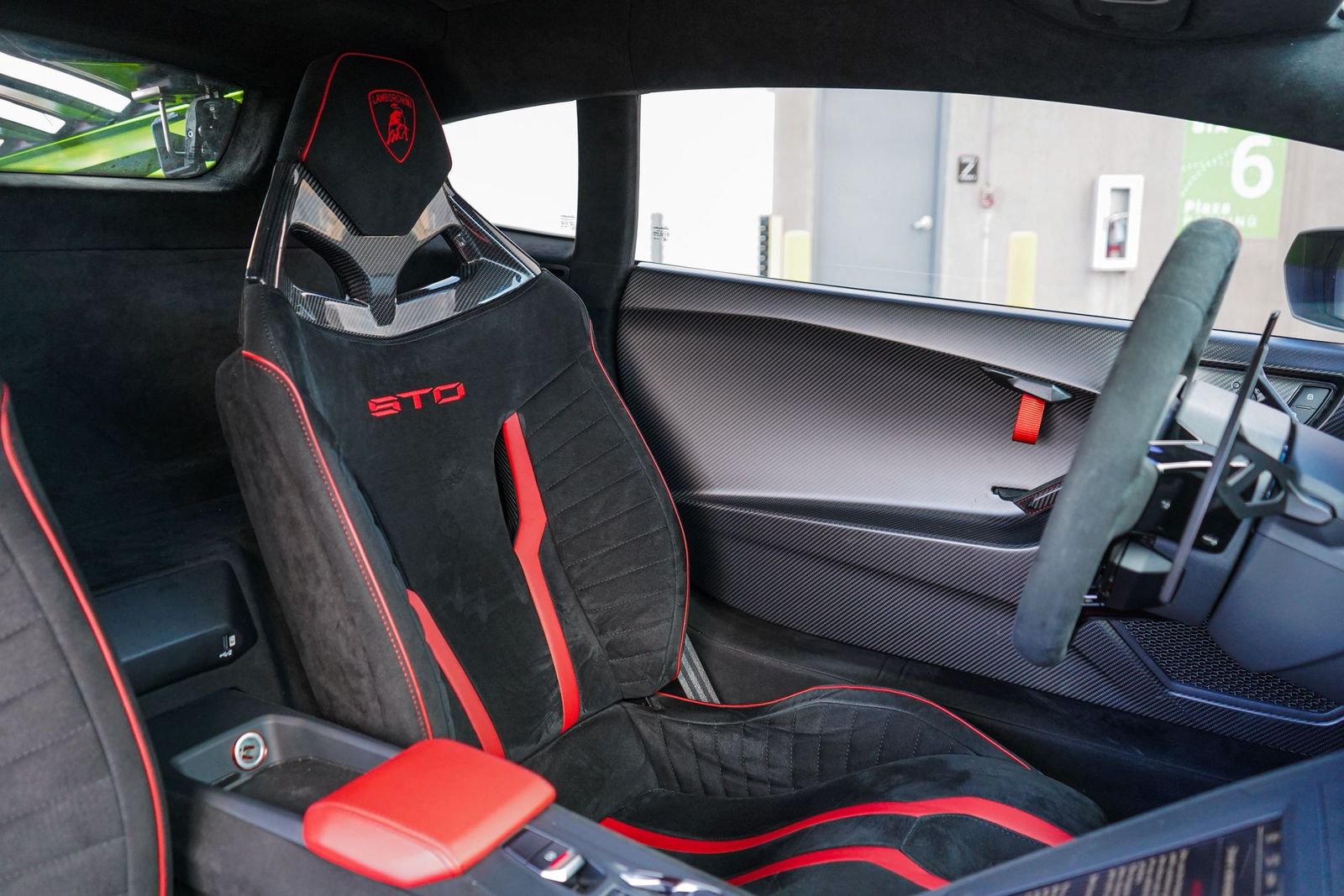 2022 Lamborghini Huracan STO RWD