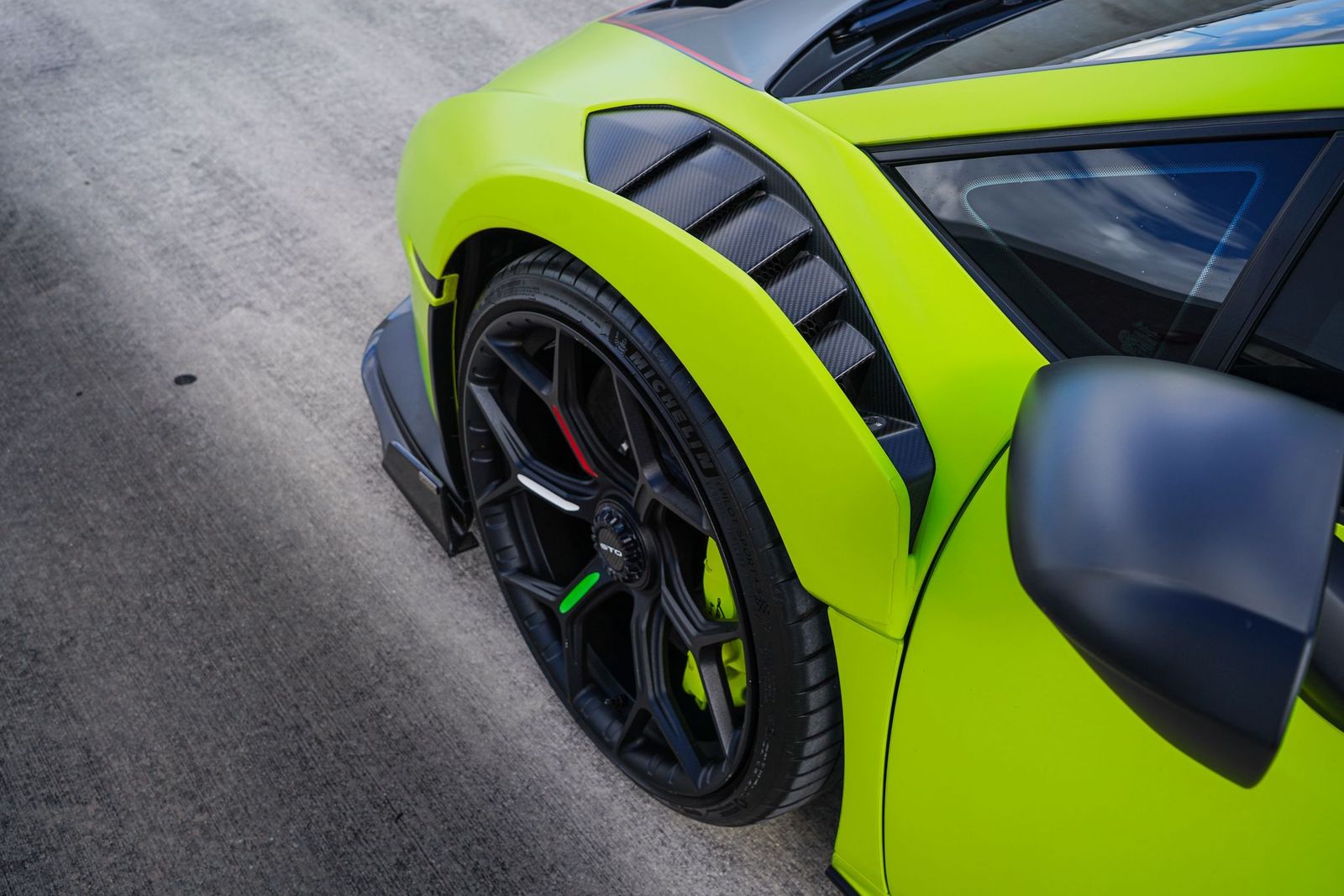 2022 Lamborghini Huracan STO RWD