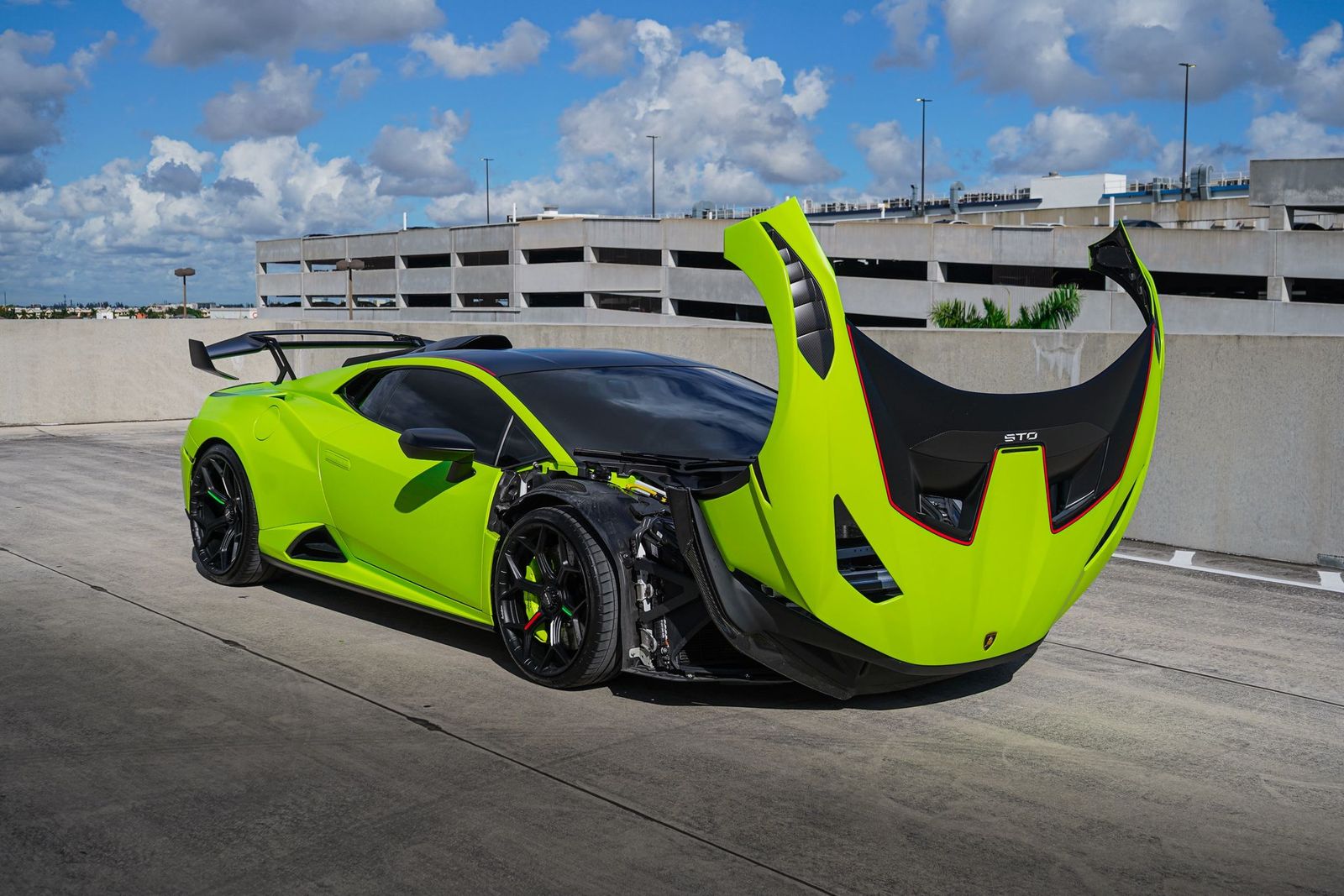 2022 Lamborghini Huracan STO RWD
