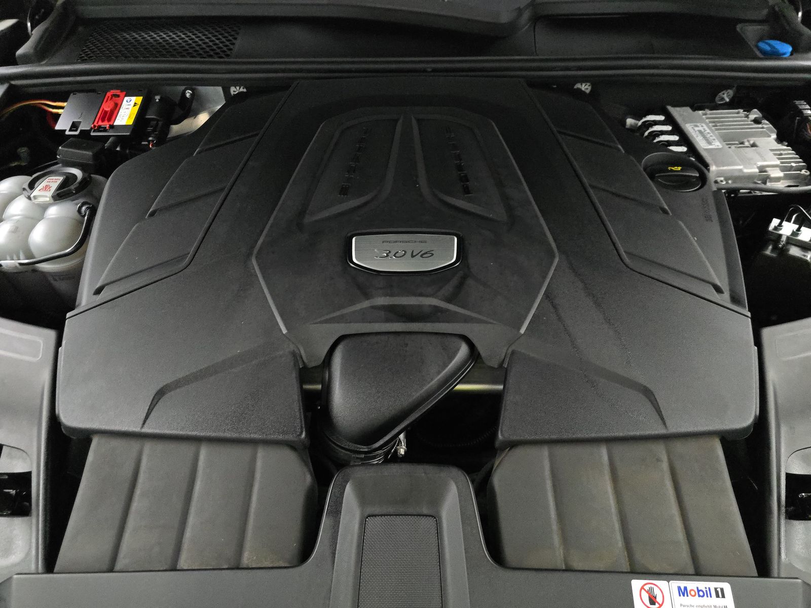 2022 Porsche Cayenne Base AWD