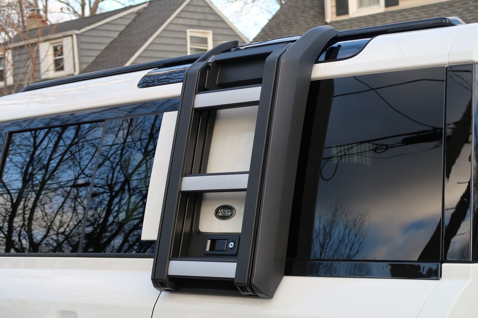 2023 Land Rover Defender 110 30th Anniversary Edition AWD