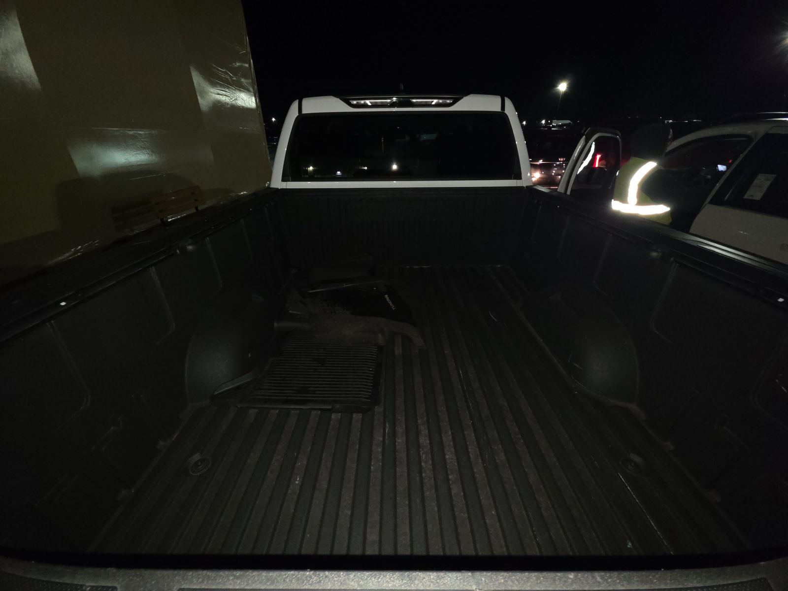 2024 Toyota Tundra SR5 AWD