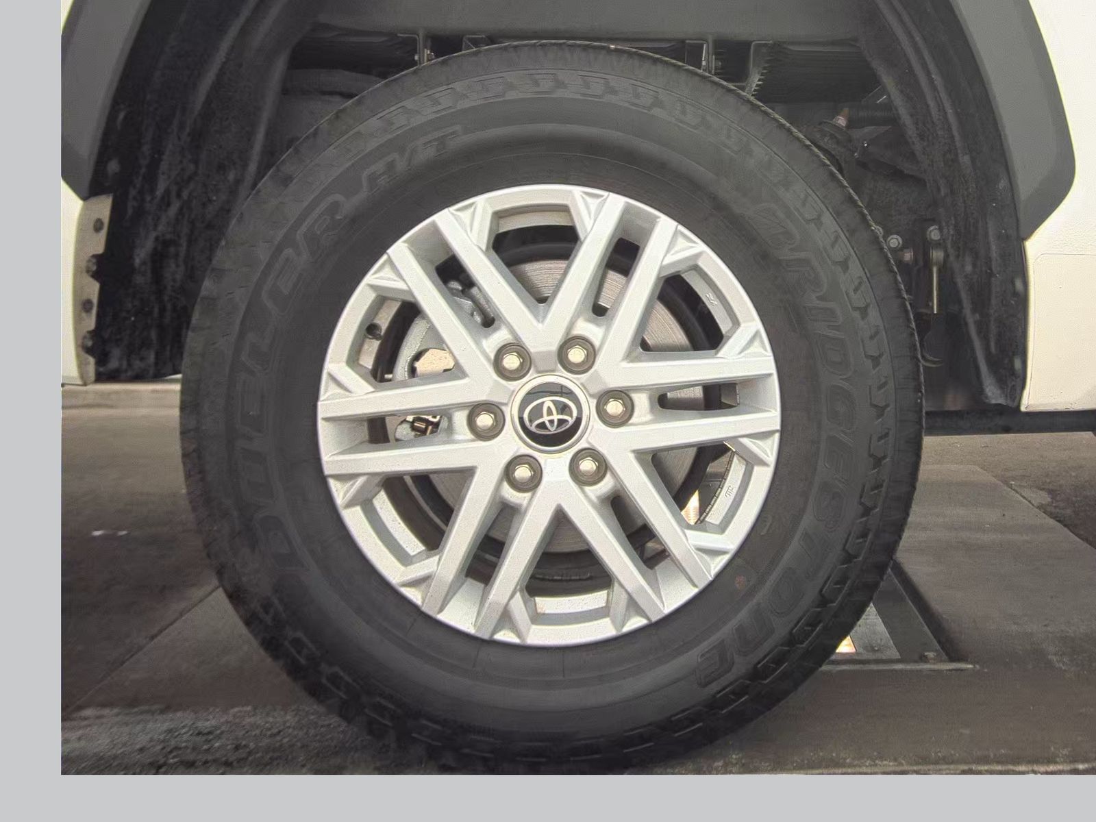 2024 Toyota Tundra SR5 AWD