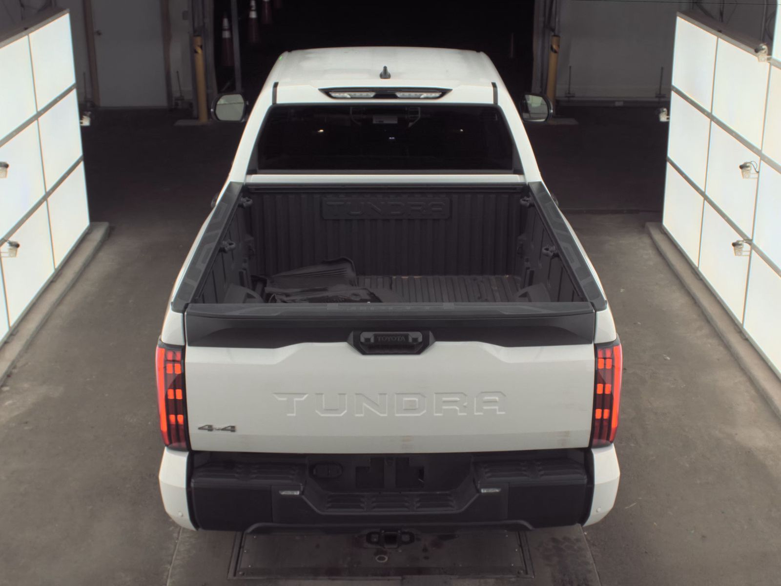 2024 Toyota Tundra SR5 AWD