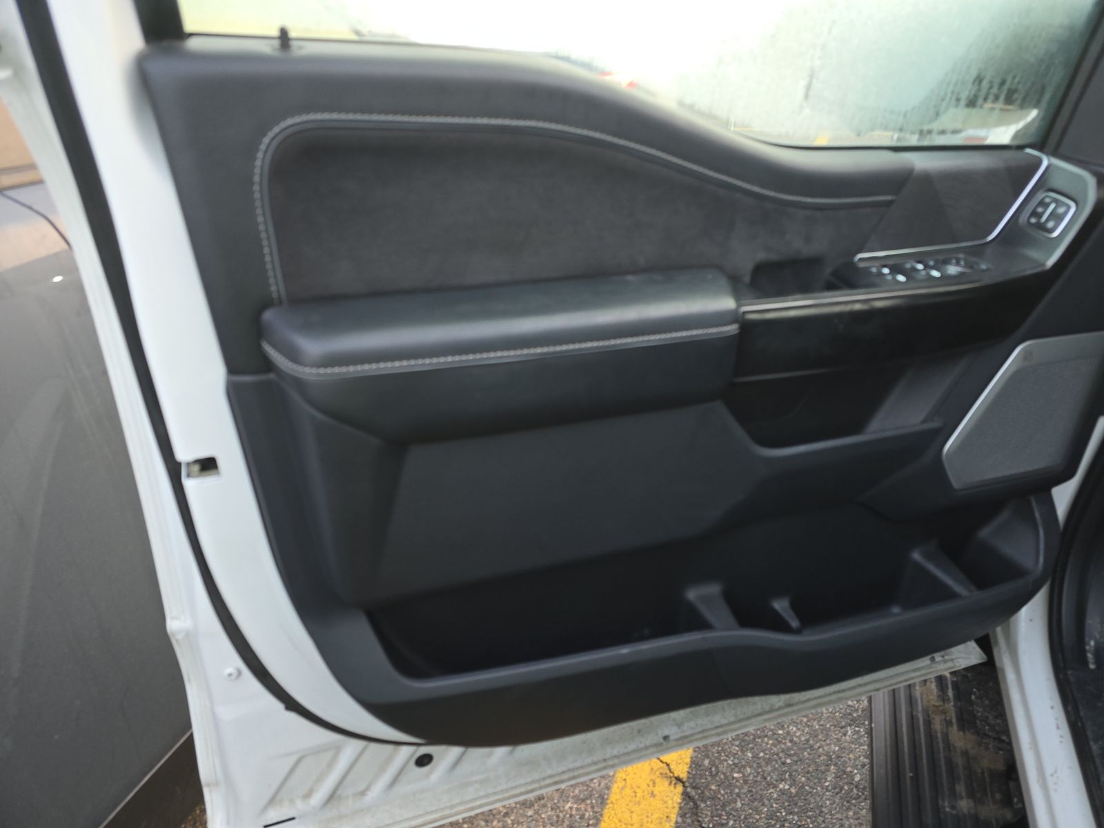 2023 Ford F-150 Hybrid Platinum AWD