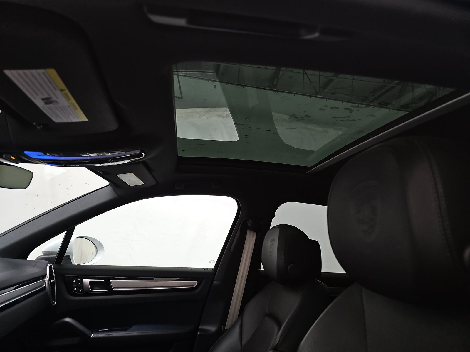 2022 Porsche Cayenne Platinum Edition AWD