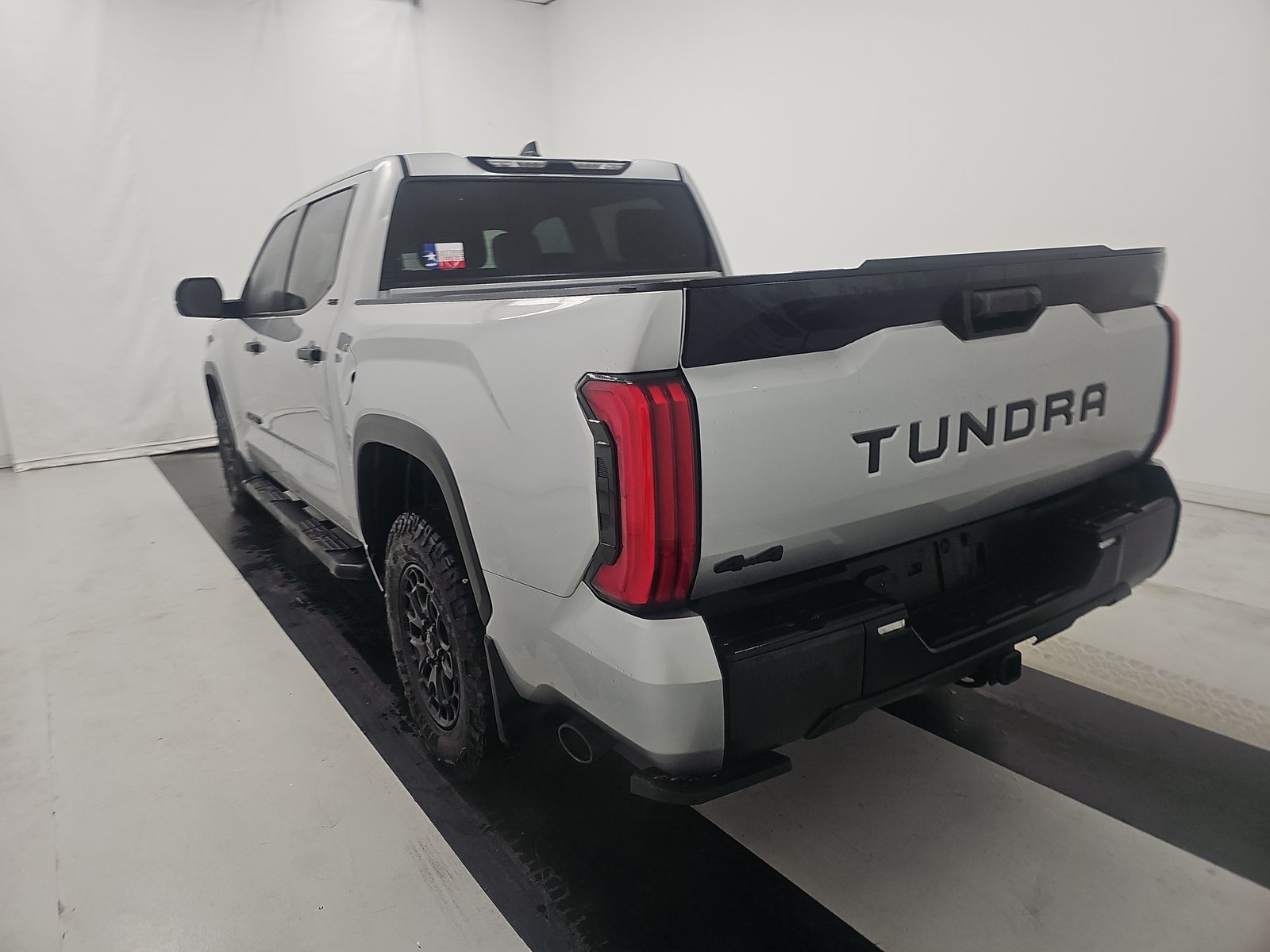 2025 Toyota Tundra SR5 AWD