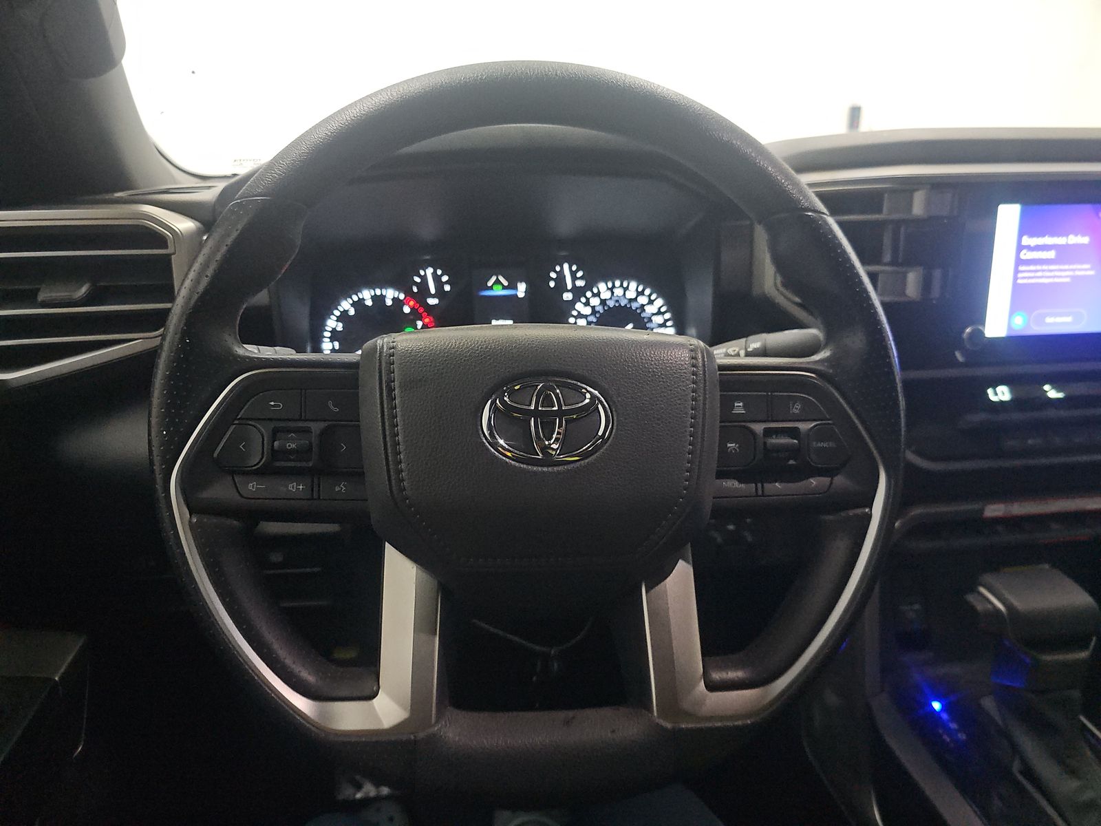 2025 Toyota Tundra SR5 AWD