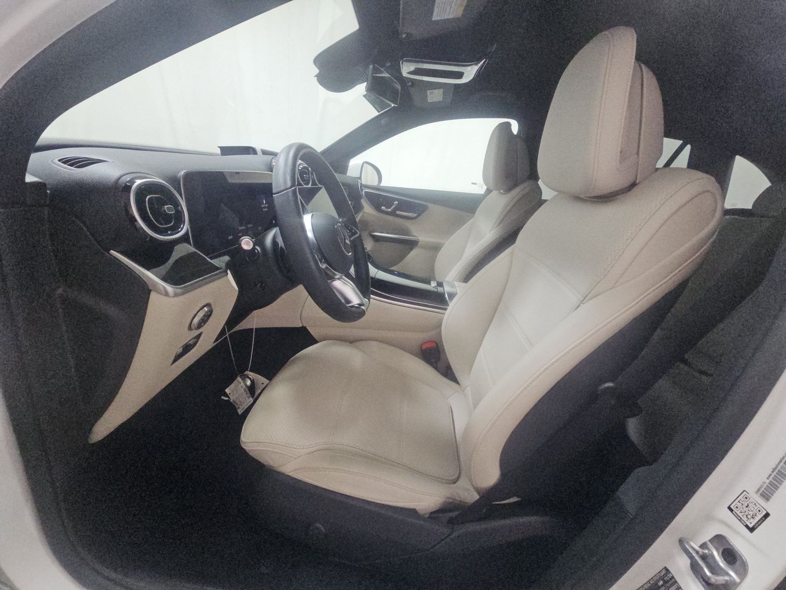 2025 Mercedes-Benz GLC GLC 300 AWD