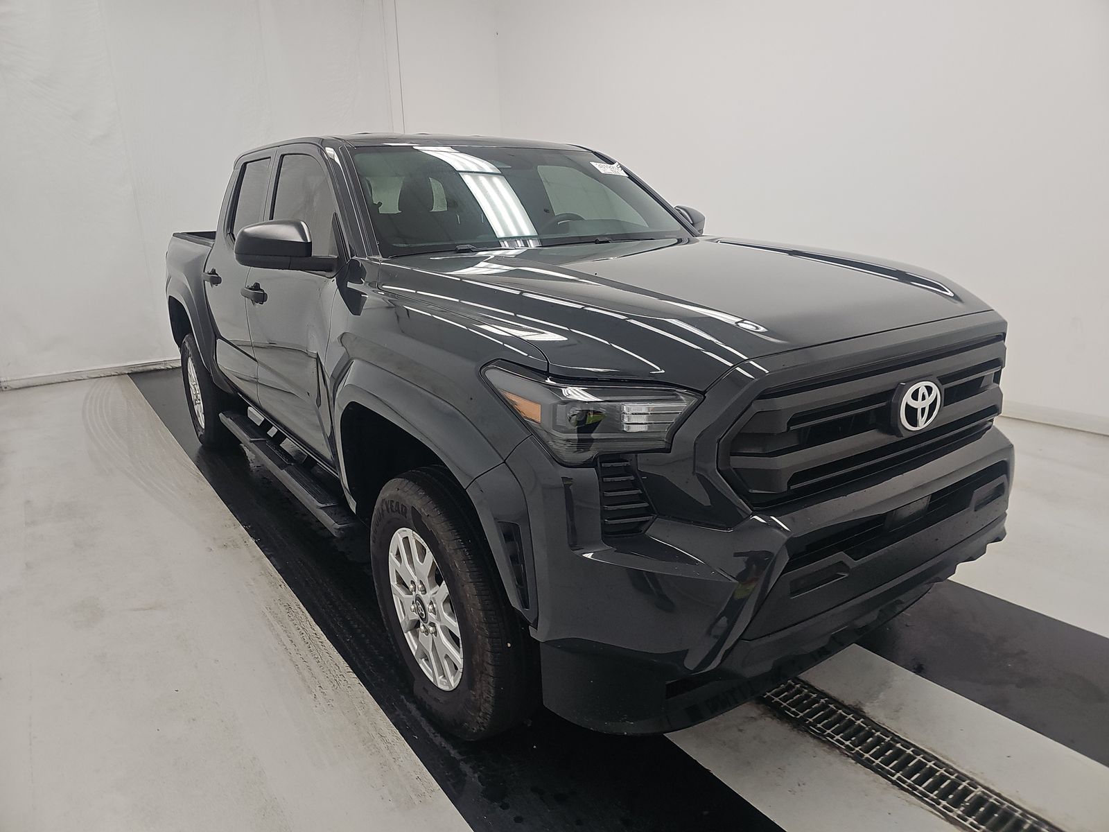 2025 Toyota Tacoma SR RWD