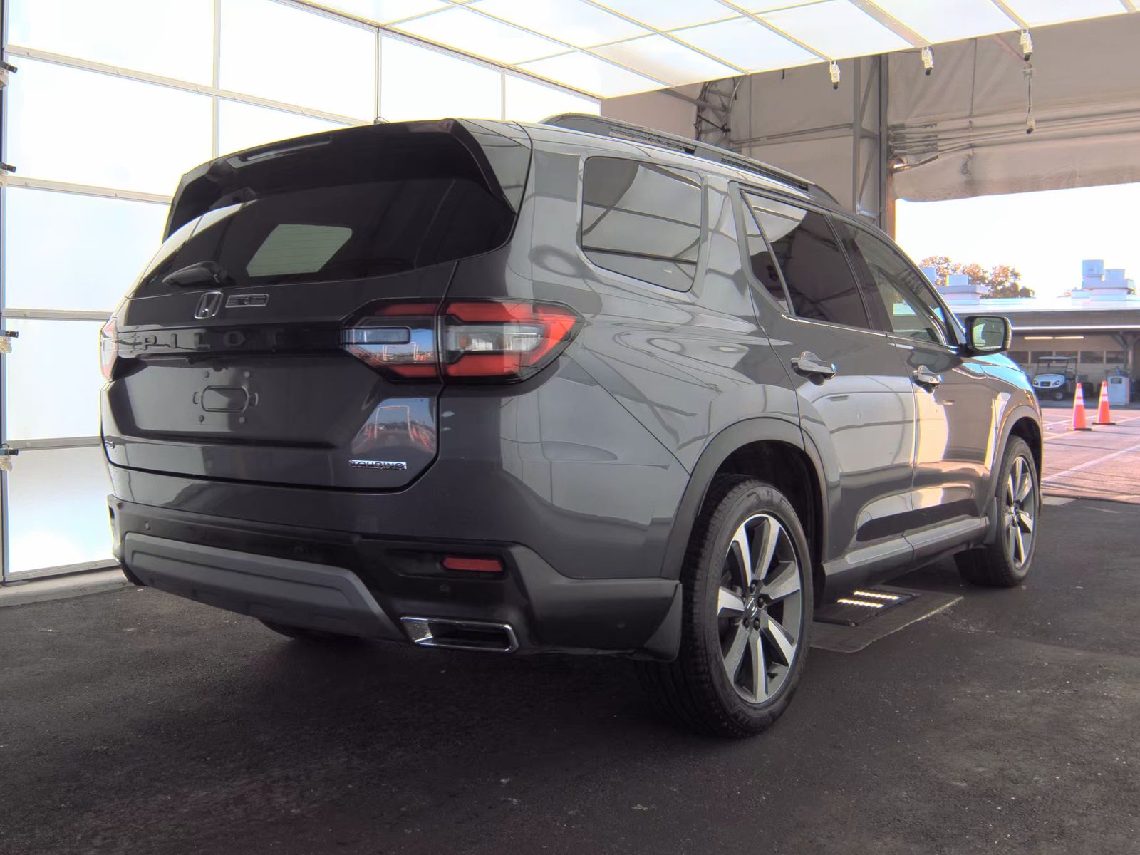 2025 Honda Pilot Touring AWD