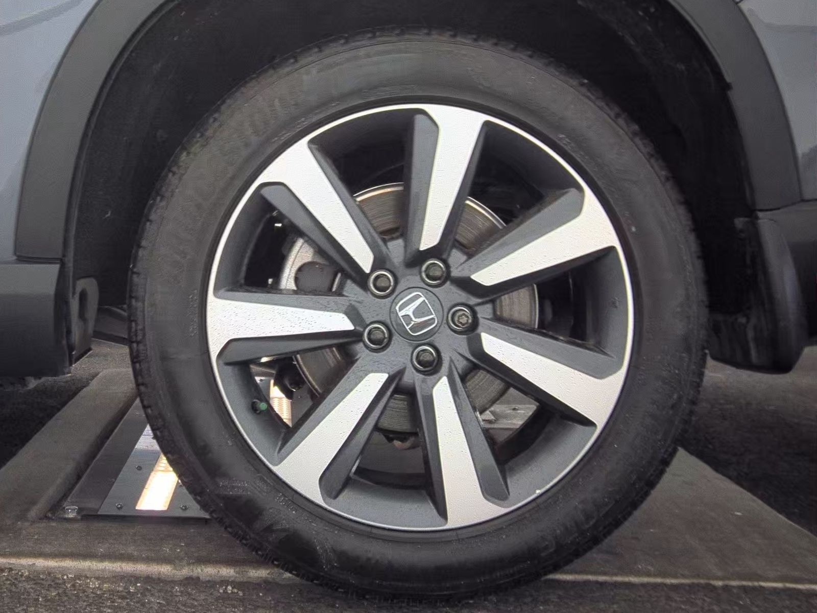 2025 Honda Pilot Touring AWD