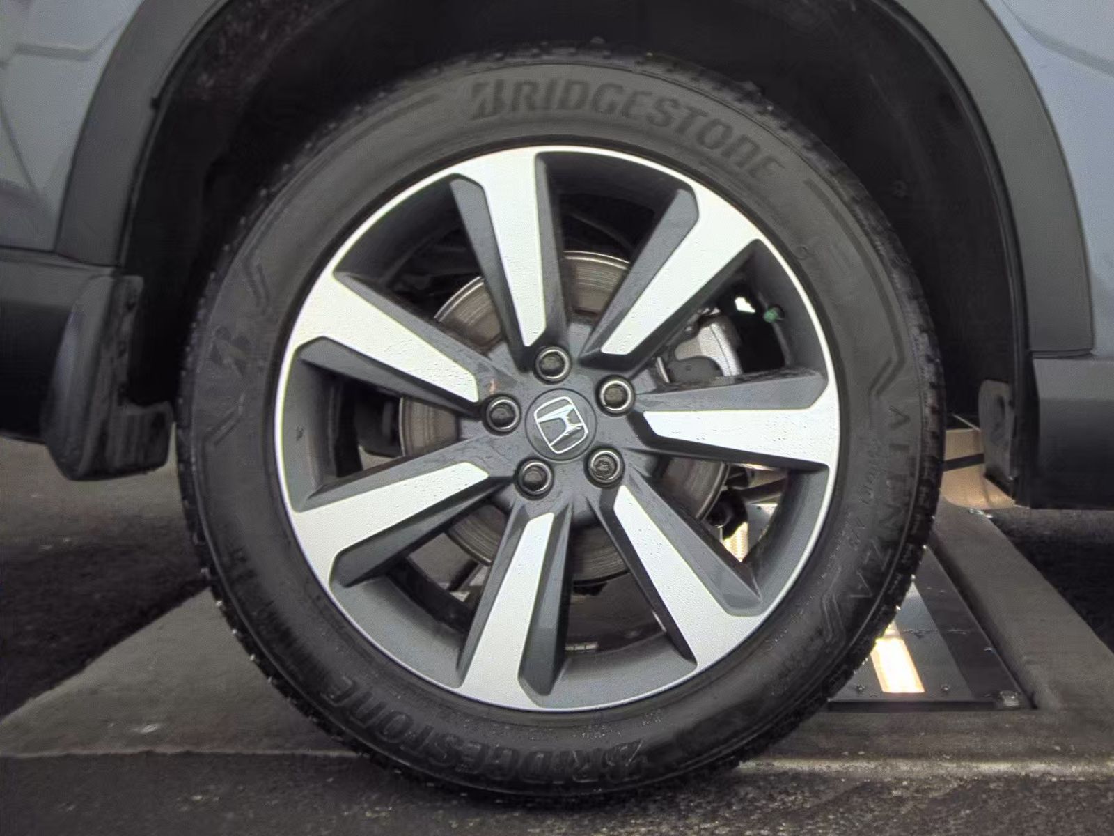 2025 Honda Pilot Touring AWD