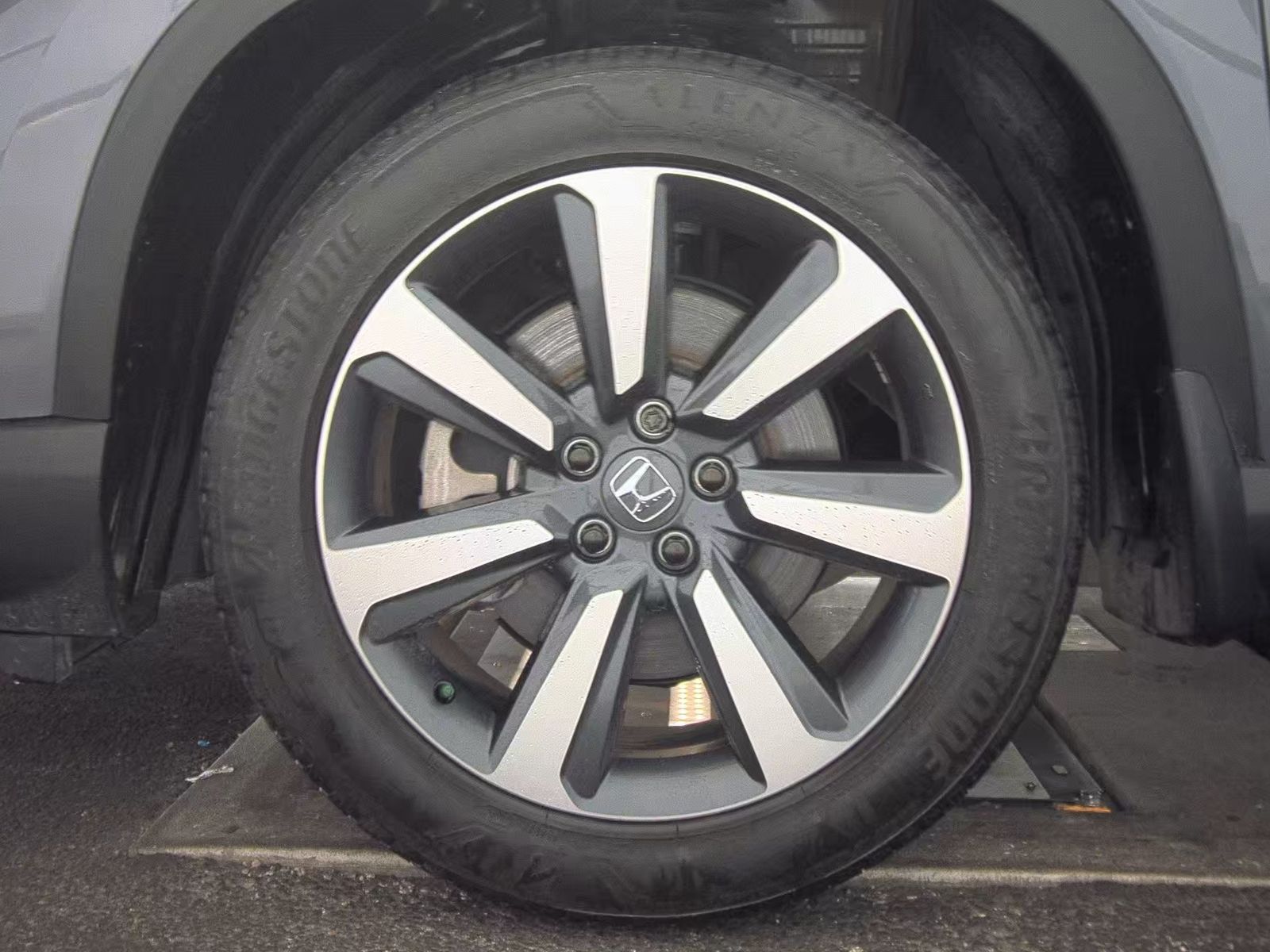 2025 Honda Pilot Touring AWD