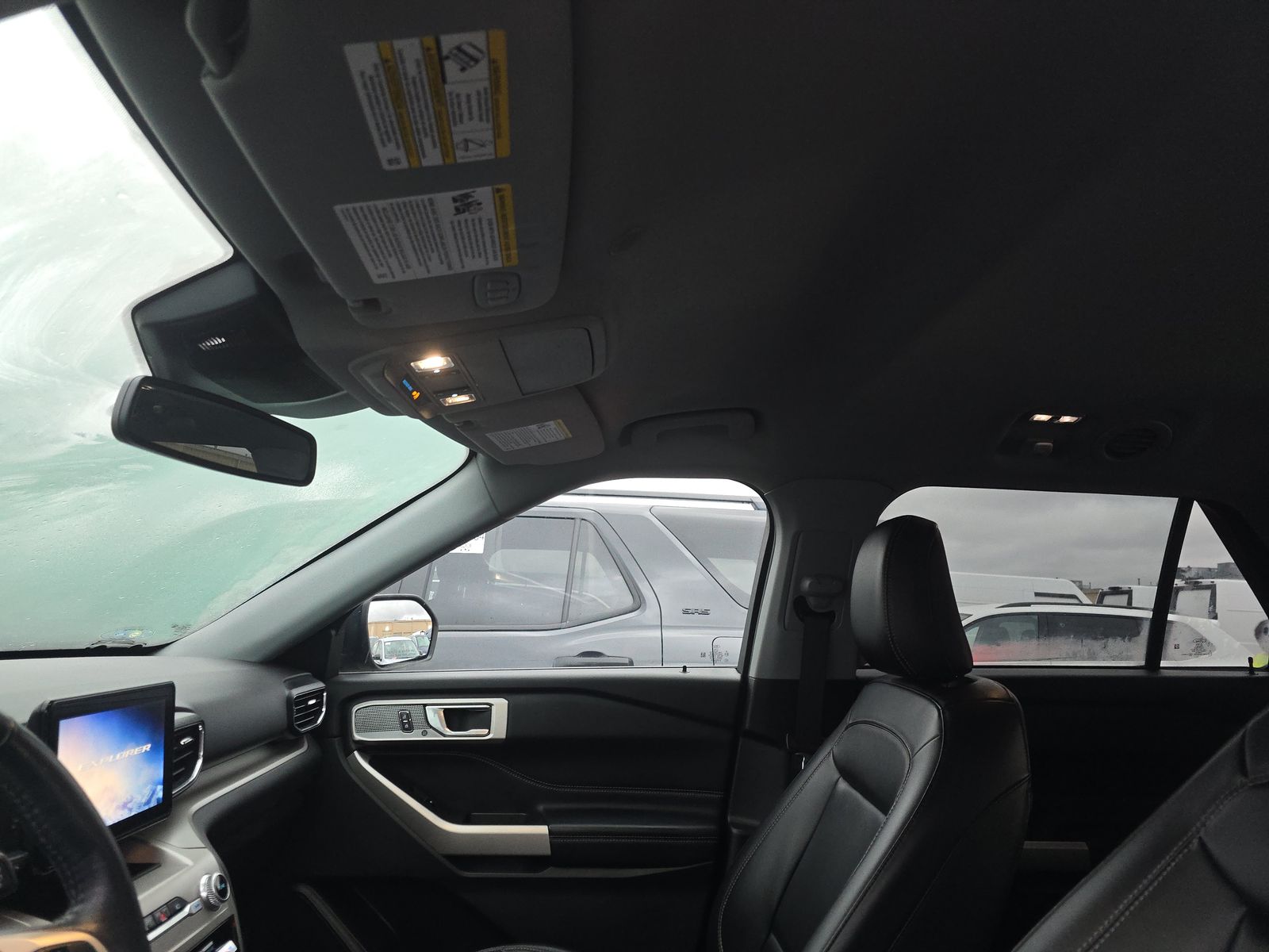 2023 Ford Explorer XLT AWD