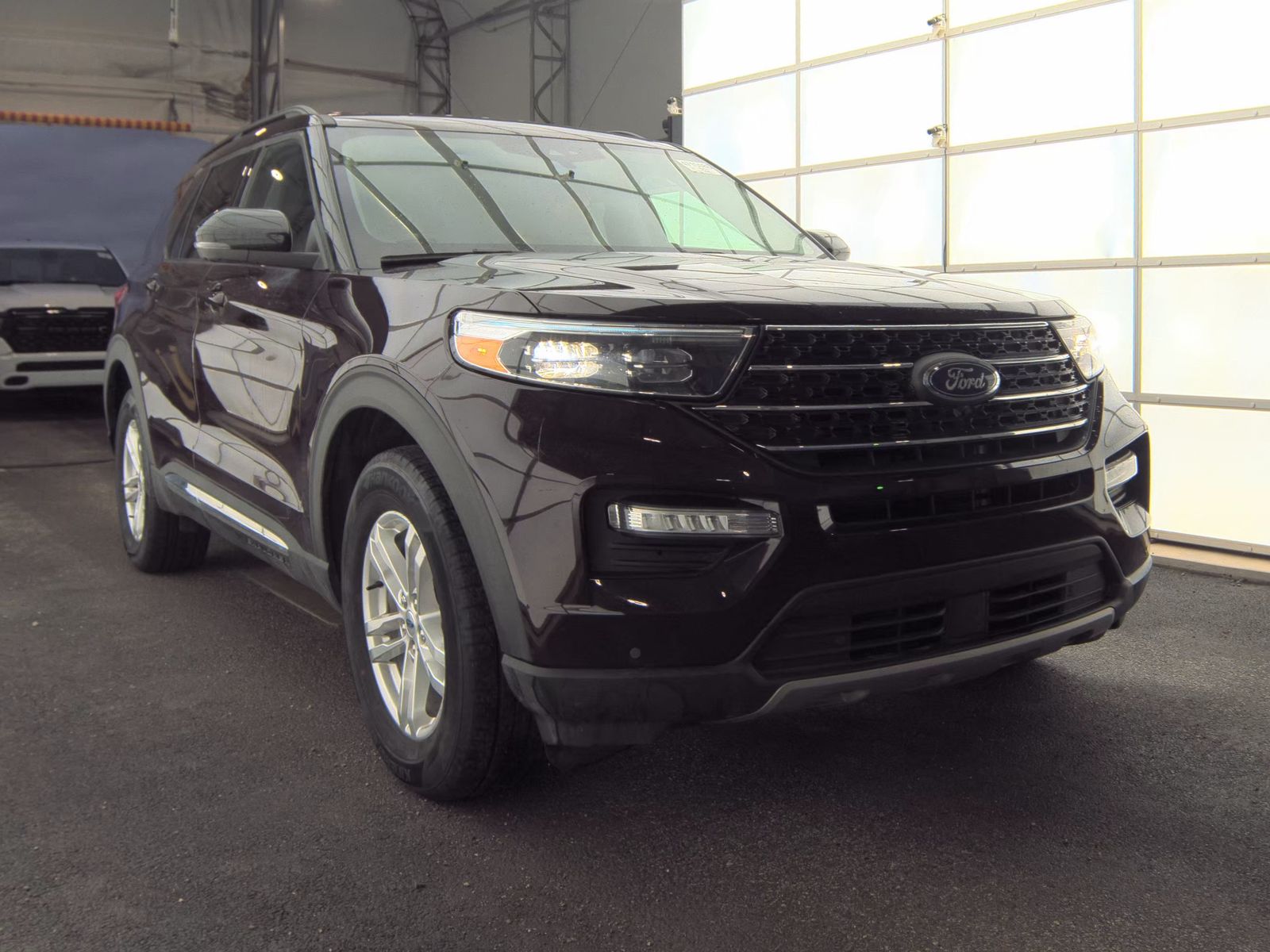 2023 Ford Explorer XLT AWD