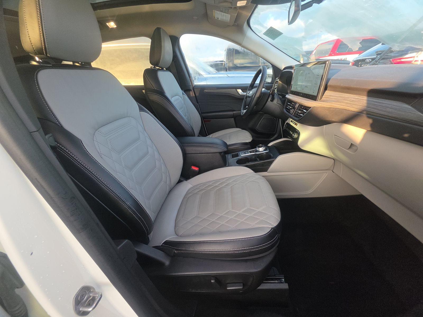 2023 Ford Escape Platinum AWD