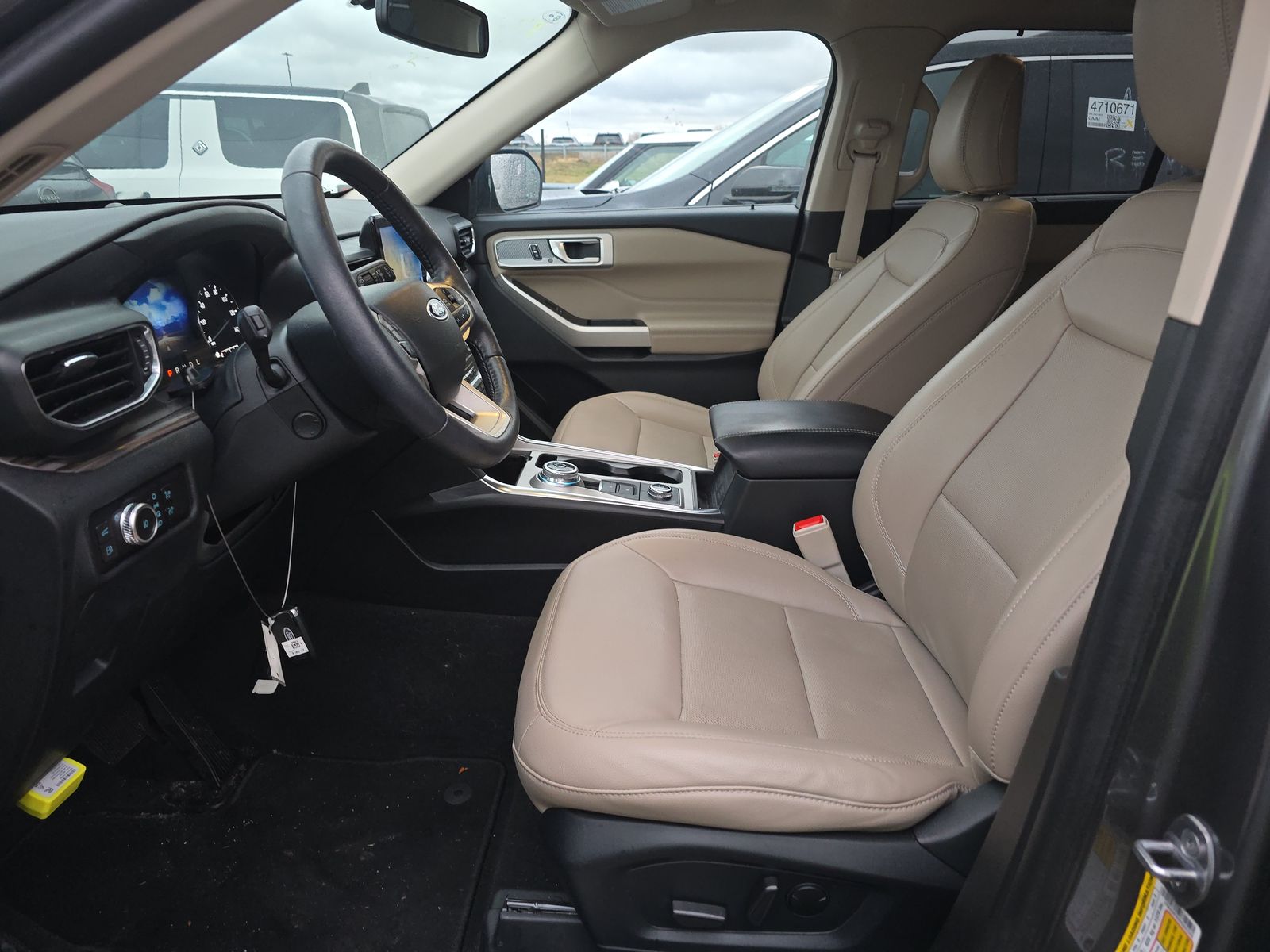 2023 Ford Explorer Hybrid Limited AWD