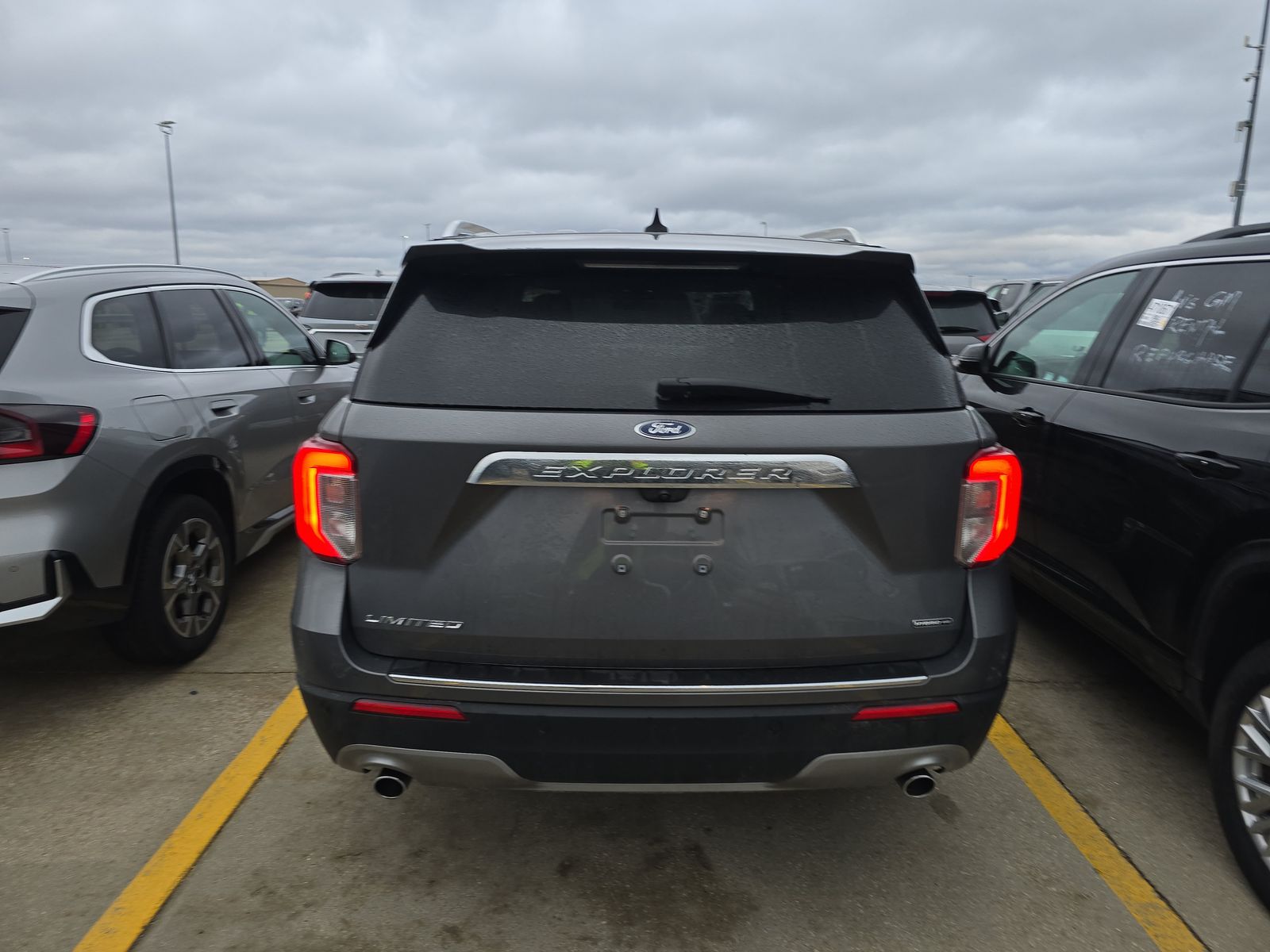 2023 Ford Explorer Hybrid Limited AWD