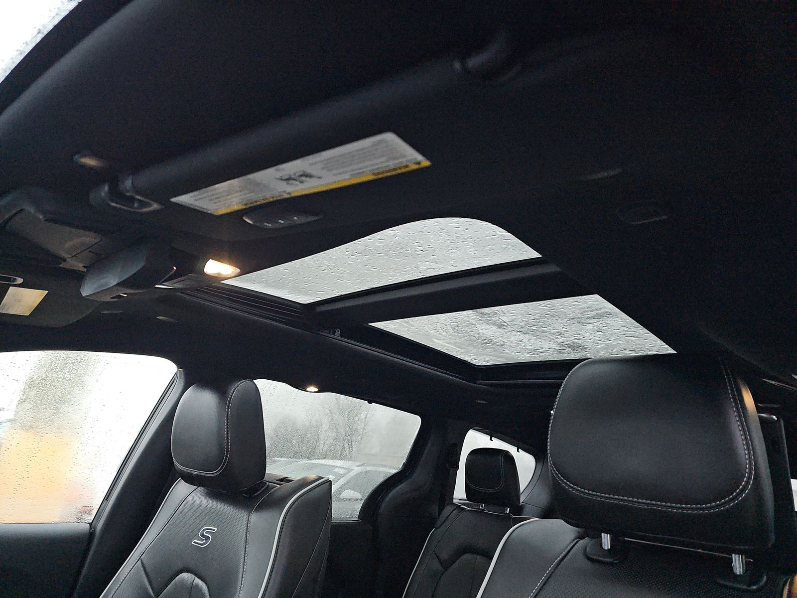 2022 Chrysler Pacifica Limited FWD