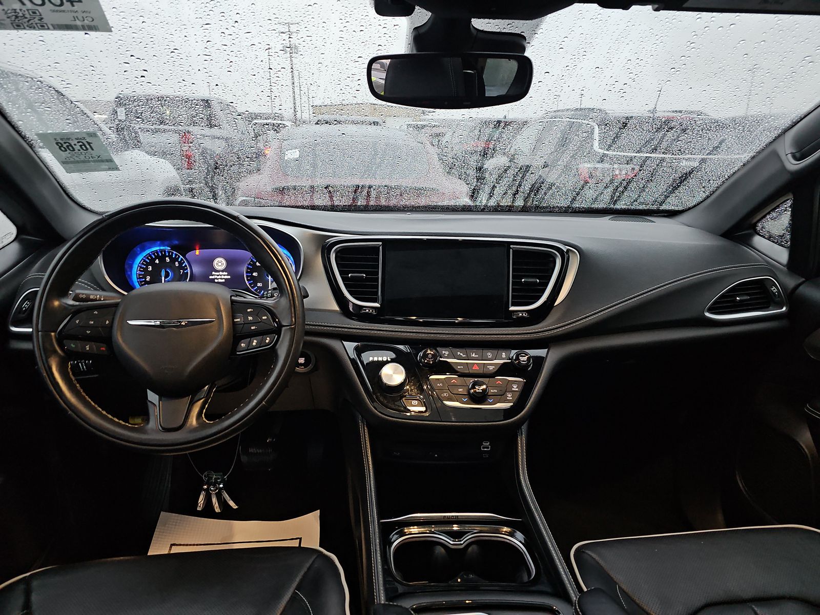 2022 Chrysler Pacifica Limited FWD