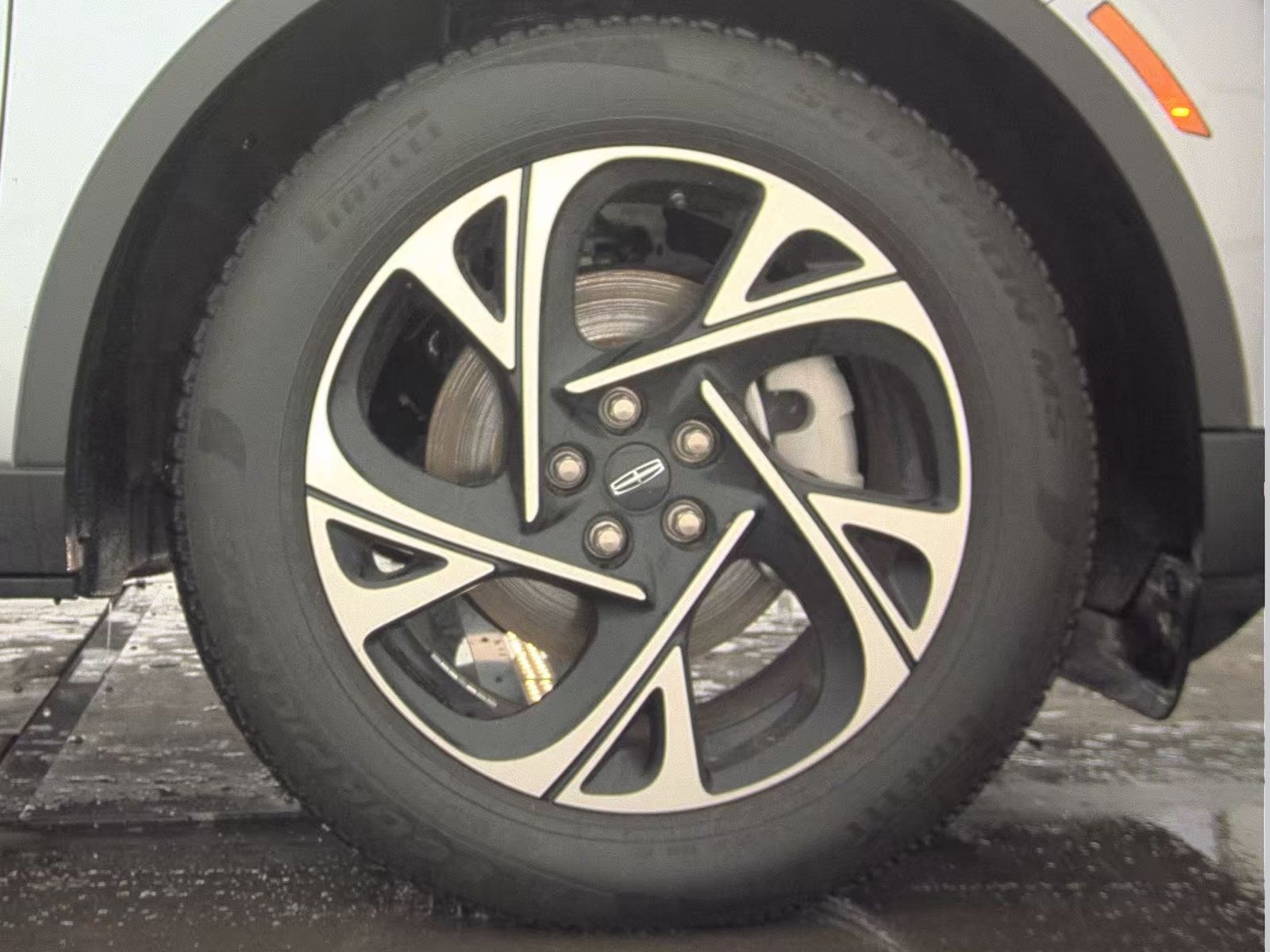 2025 Lincoln Nautilus Premiere AWD