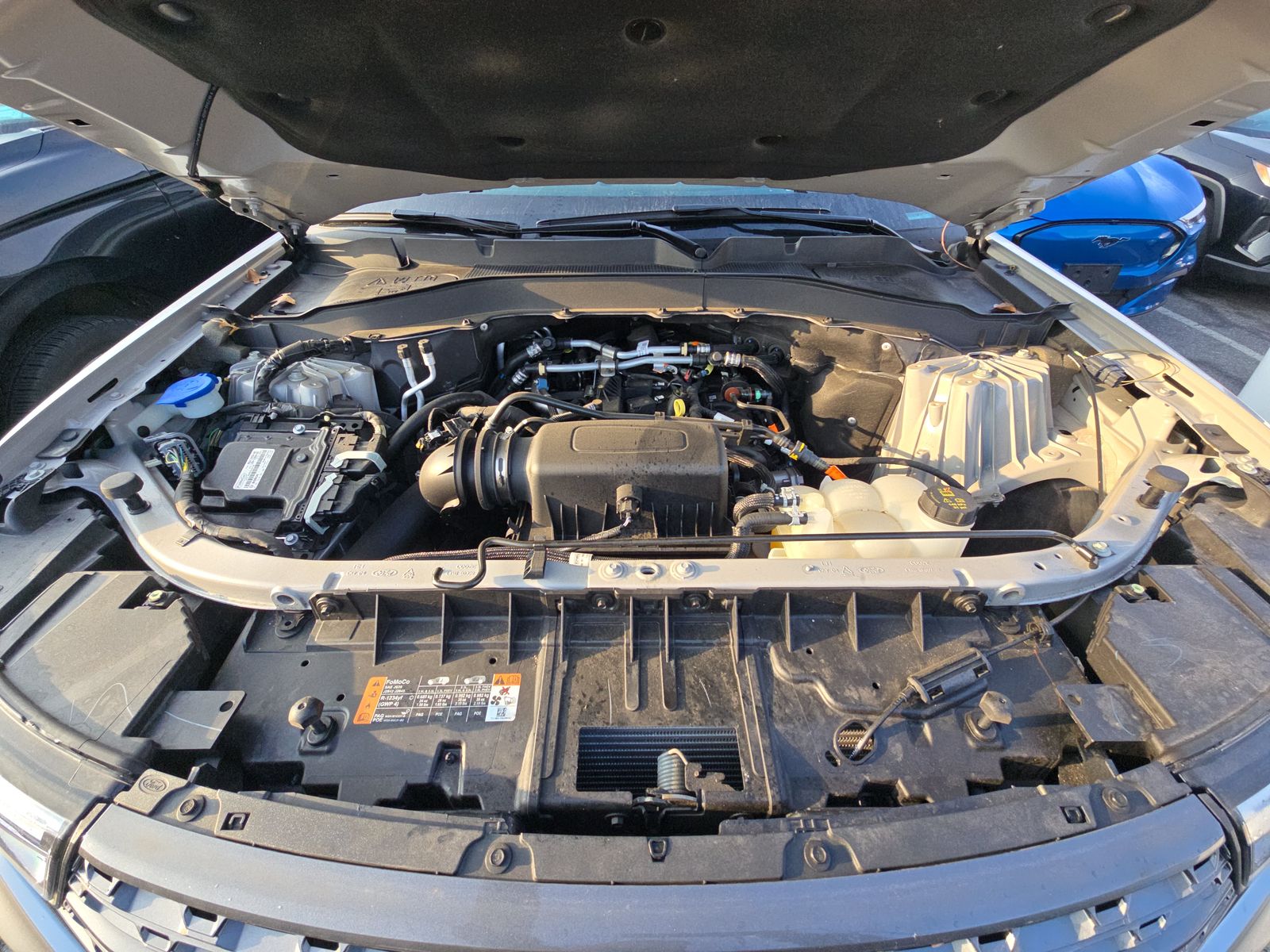 2023 Ford Explorer XLT AWD