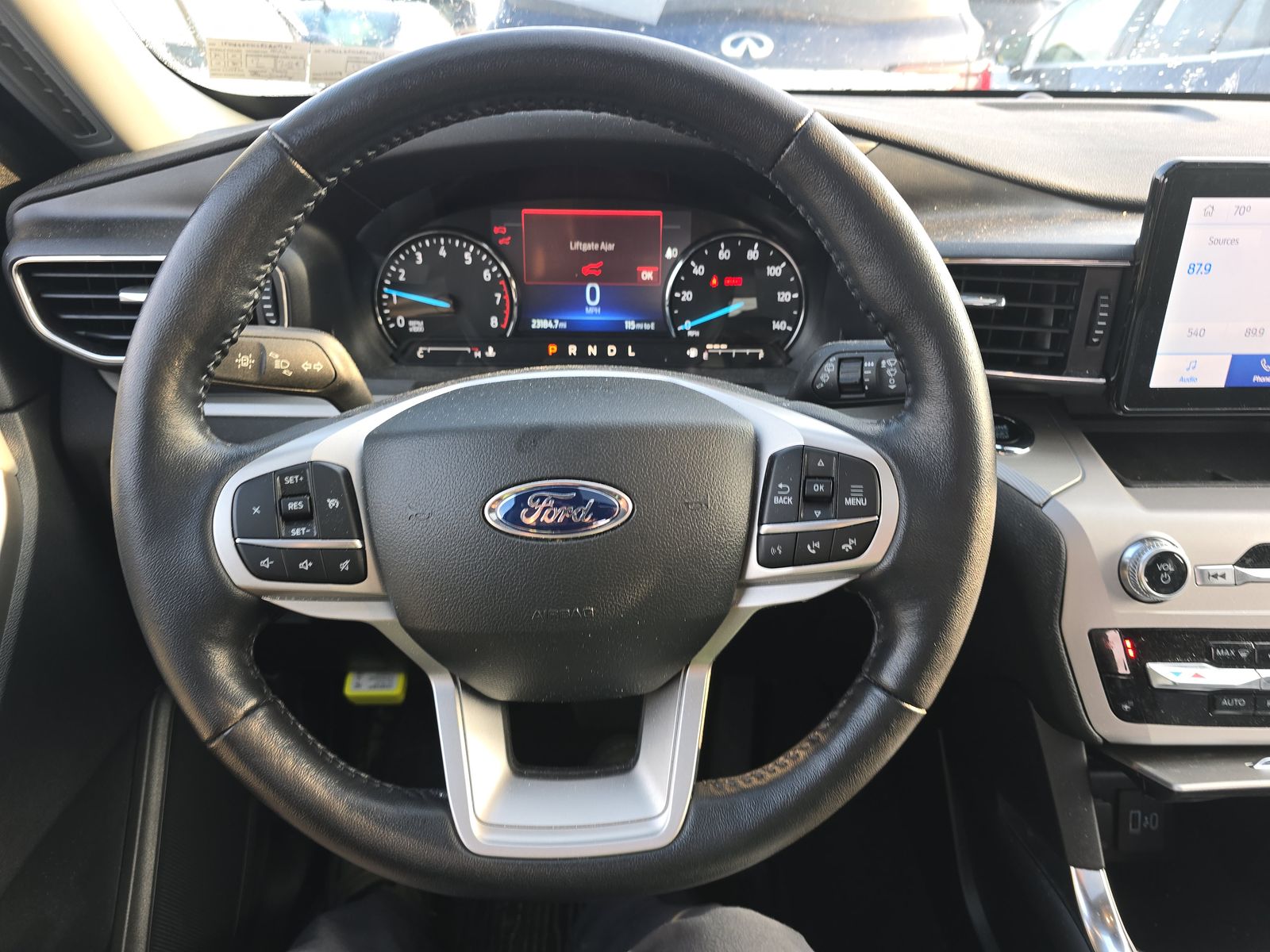 2023 Ford Explorer XLT AWD