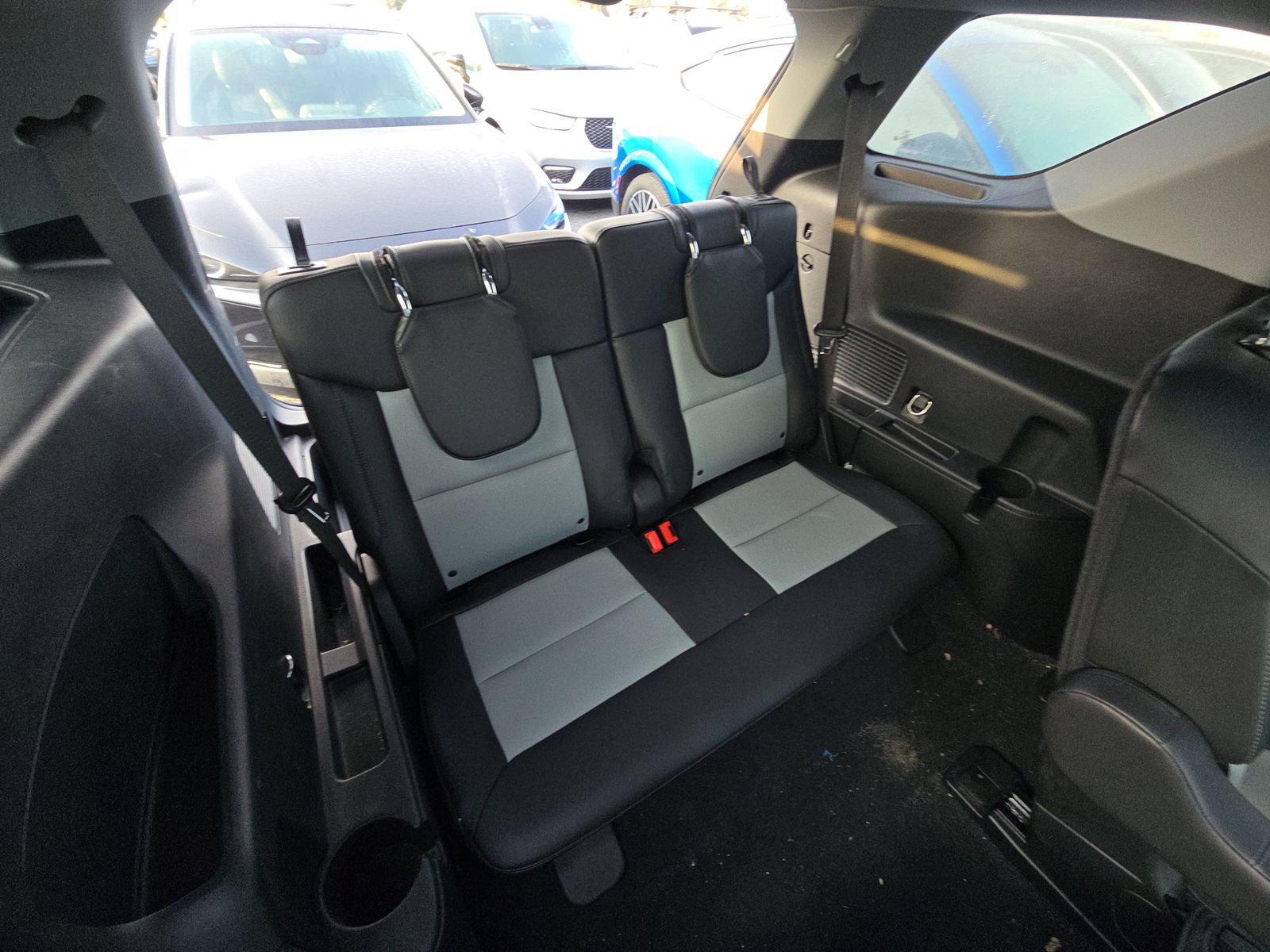 2023 Ford Explorer XLT AWD