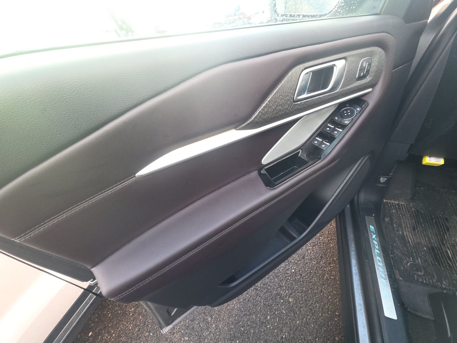 2025 Ford Explorer Platinum AWD