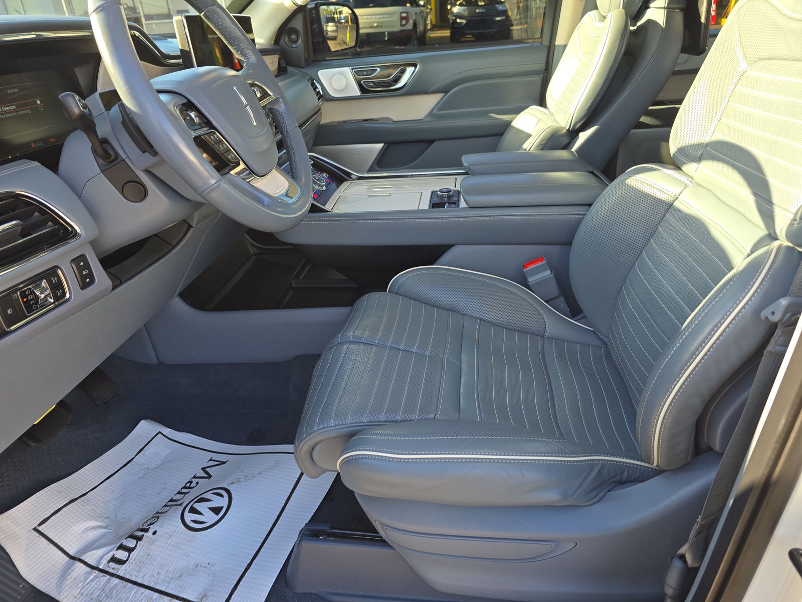 2023 Lincoln Navigator Black Label AWD