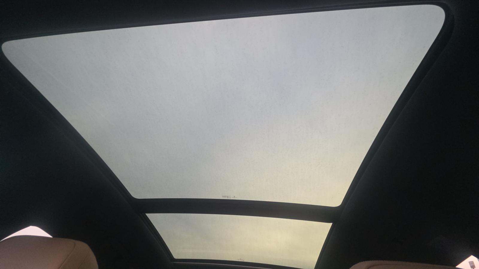 2023 Porsche Macan Base AWD