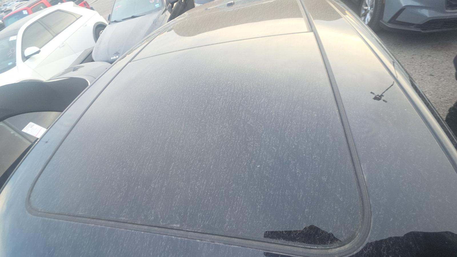 2023 Porsche Macan Base AWD